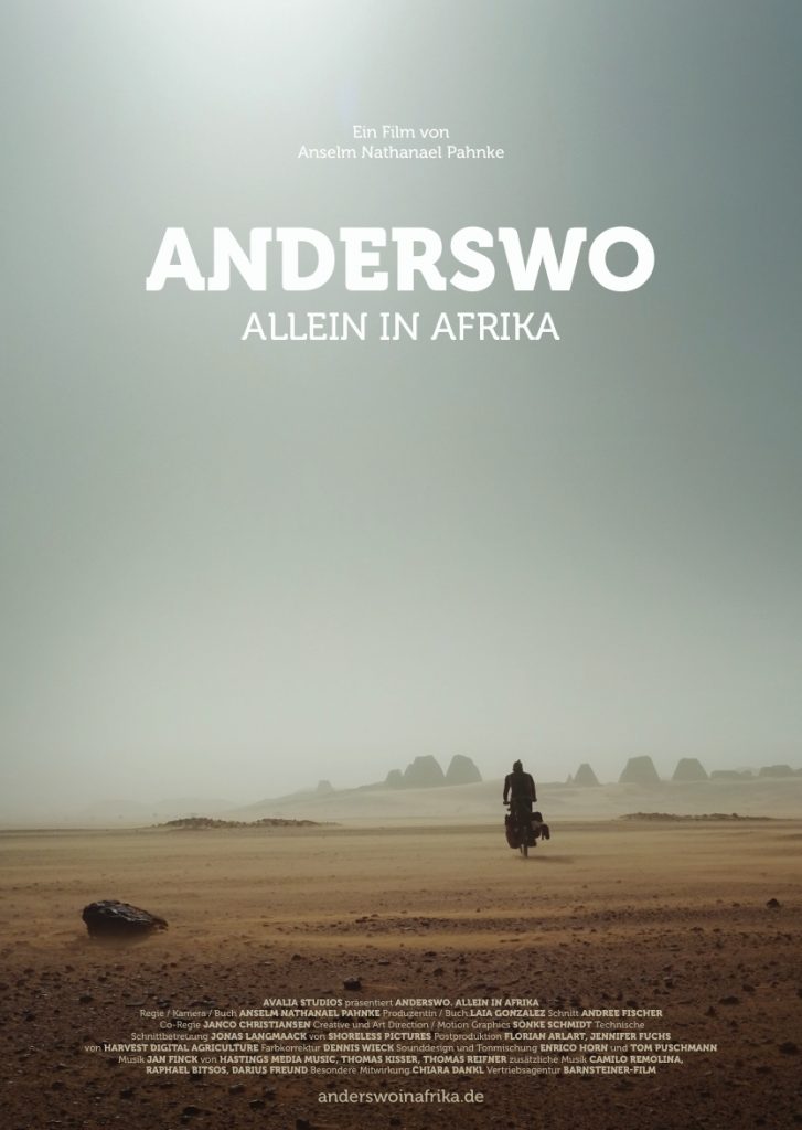Open Air Kino: Anderswo. Allein in Afrika.